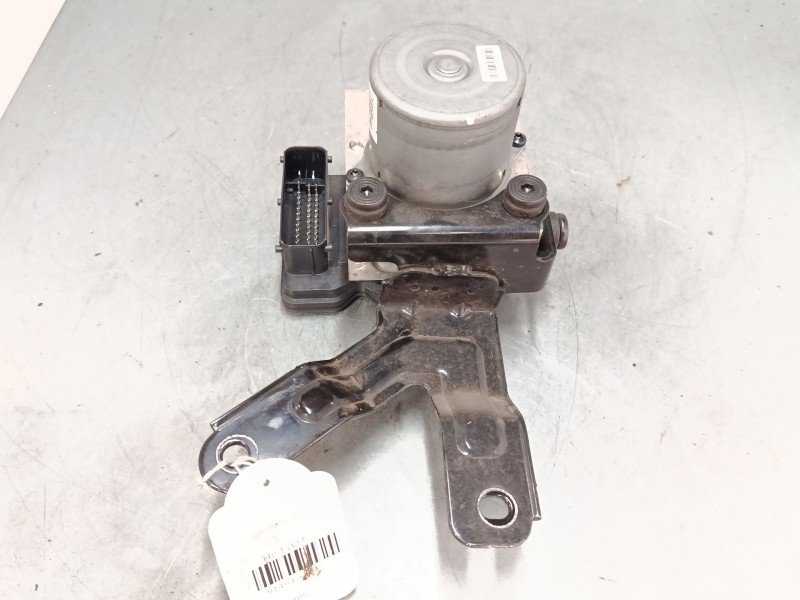 Recambio de abs para hyundai i40 i (vf) 1.7 crdi referencia OEM IAM a1000635aee  