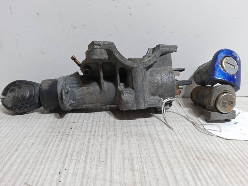 Recambio de clausor para seat toledo ii (1m2) 1.9 tdi referencia OEM IAM 4BO905851C  