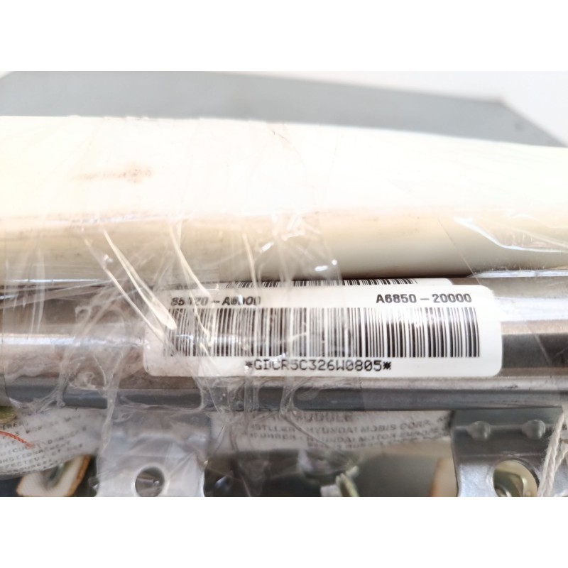 Recambio de airbag lateral delantero derecho para hyundai i30 (gd) 1.4 crdi referencia OEM IAM    Recambio de airbag lateral delantero derecho para hyundai i30 (gd) 1.4 crdi referencia OEM IAM