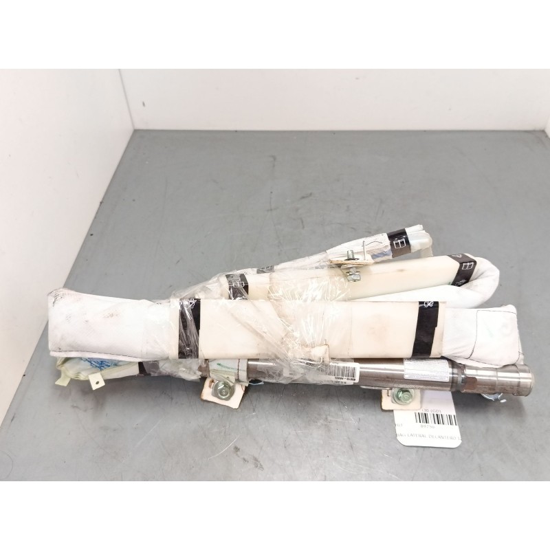 Recambio de airbag lateral delantero izquierdo para hyundai i30 (gd) 1.4 crdi referencia OEM IAM    Recambio de airbag lateral delantero izquierdo para hyundai i30 (gd) 1.4 crdi referencia OEM IAM