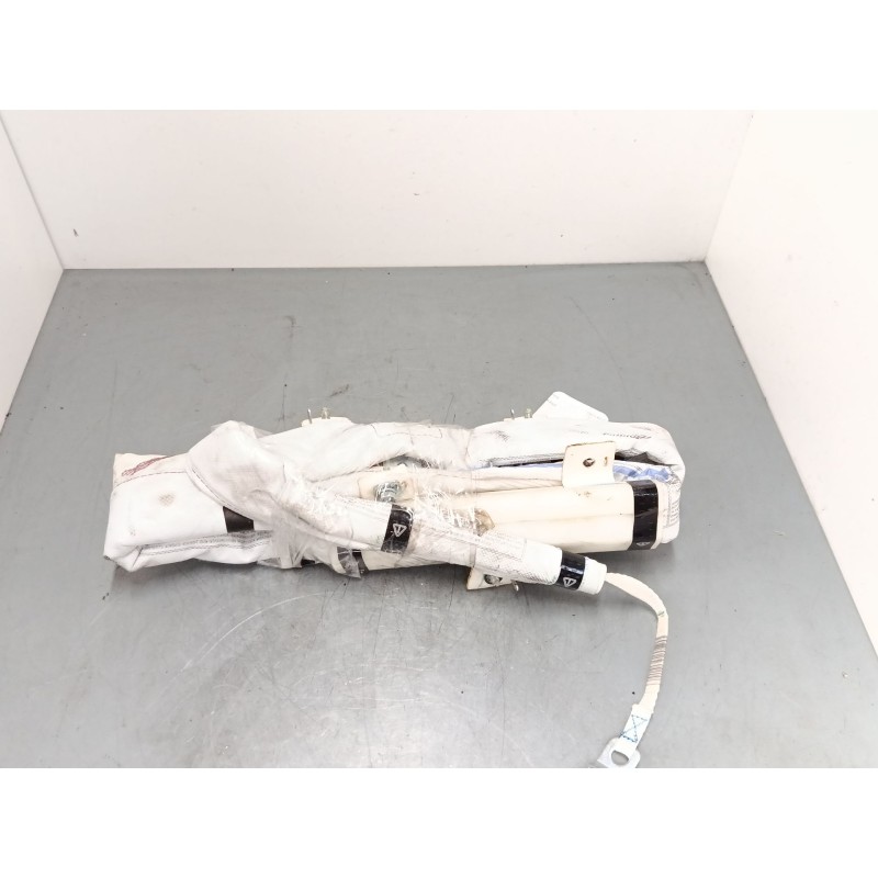 Recambio de airbag lateral delantero izquierdo para hyundai i30 (gd) 1.4 crdi referencia OEM IAM    Recambio de airbag lateral delantero izquierdo para hyundai i30 (gd) 1.4 crdi referencia OEM IAM