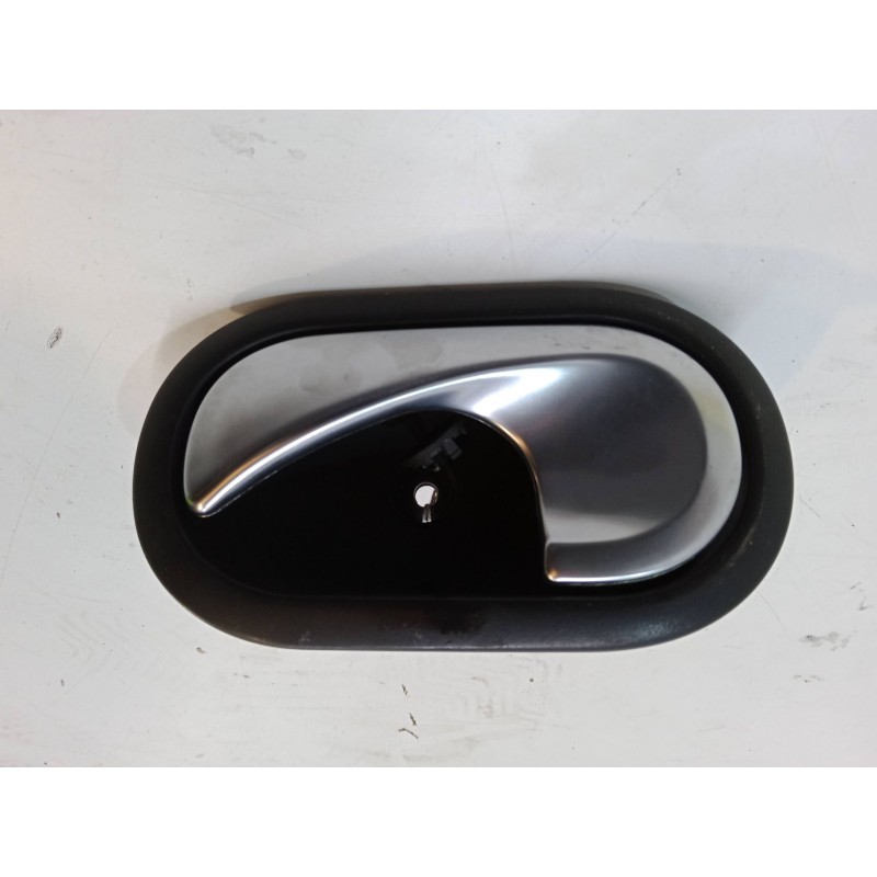 Recambio de maneta interior puerta delantera izquierda para renault modus / grand modus (f/jp0_) 1.4 (jp01, jp0j) referencia OEM