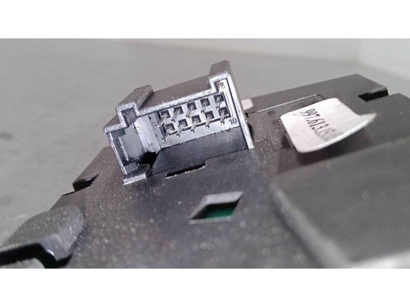 Recambio de mando elevalunas delantero izquierdo para porsche cayman (987) s 3.4 referencia OEM IAM 99761315103  