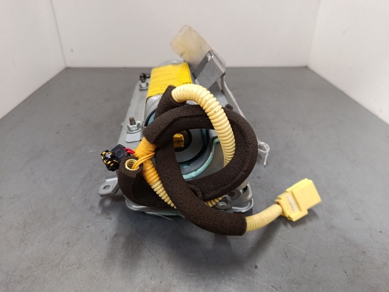 Recambio de airbag salpicadero para toyota corolla (_e12_) 1.4 d (nde120_) referencia OEM IAM    Recambio de airbag salpicadero para toyota corolla (_e12_) 1.4 d (nde120_) referencia OEM IAM