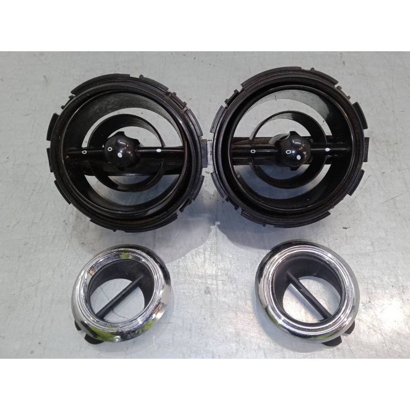 Recambio de aireador para mini mini descapotable (r52) cooper referencia OEM IAM    Recambio de aireador para mini mini descapotable (r52) cooper referencia OEM IAM