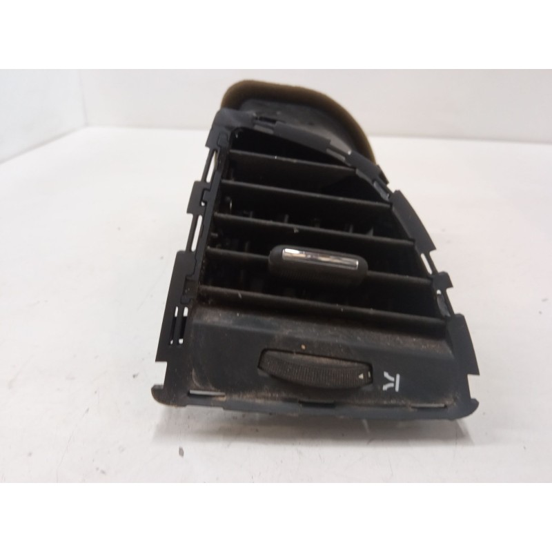 Recambio de aireador derecho para opel astra j (p10) 2.0 cdti (68) referencia OEM IAM    Recambio de aireador derecho para opel astra j (p10) 2.0 cdti (68) referencia OEM IAM