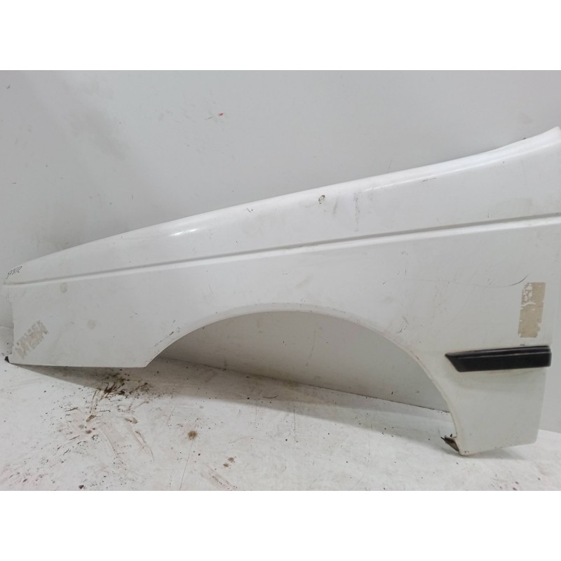 Recambio de aleta delantera izquierda para peugeot 405 ii break (4e) 1.9 td referencia OEM IAM   