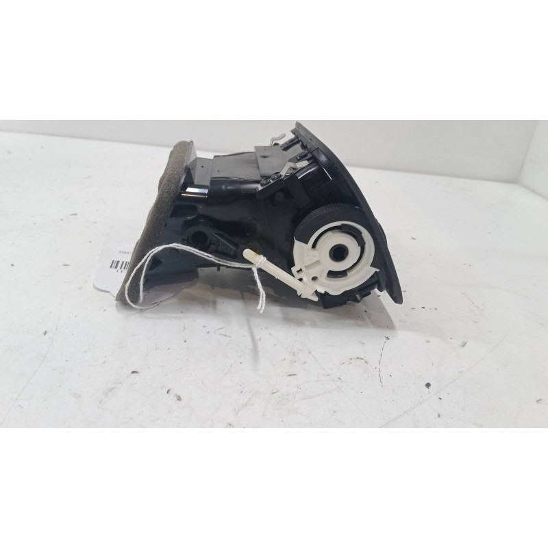 Recambio de aireador derecho para volkswagen polo v (6r1, 6c1) 1.0 referencia OEM IAM    Recambio de aireador derecho para volkswagen polo v (6r1, 6c1) 1.0 referencia OEM IAM