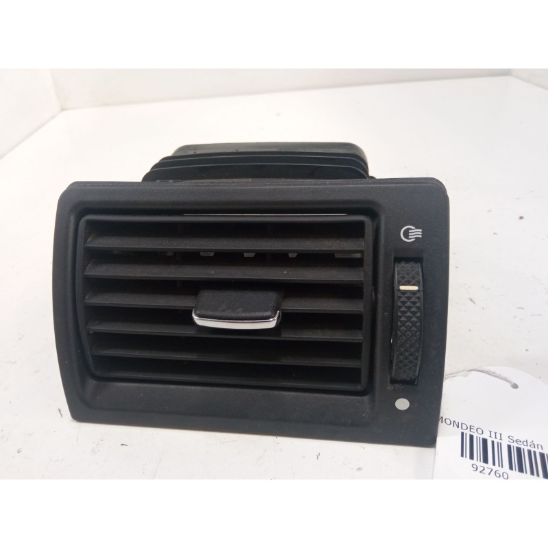 Recambio de aireador derecho para ford mondeo iii sedán (b4y) 2.0 16v tddi / tdci referencia OEM IAM    Recambio de aireador derecho para ford mondeo iii sedán (b4y) 2.0 16v tddi / tdci referencia OEM IAM