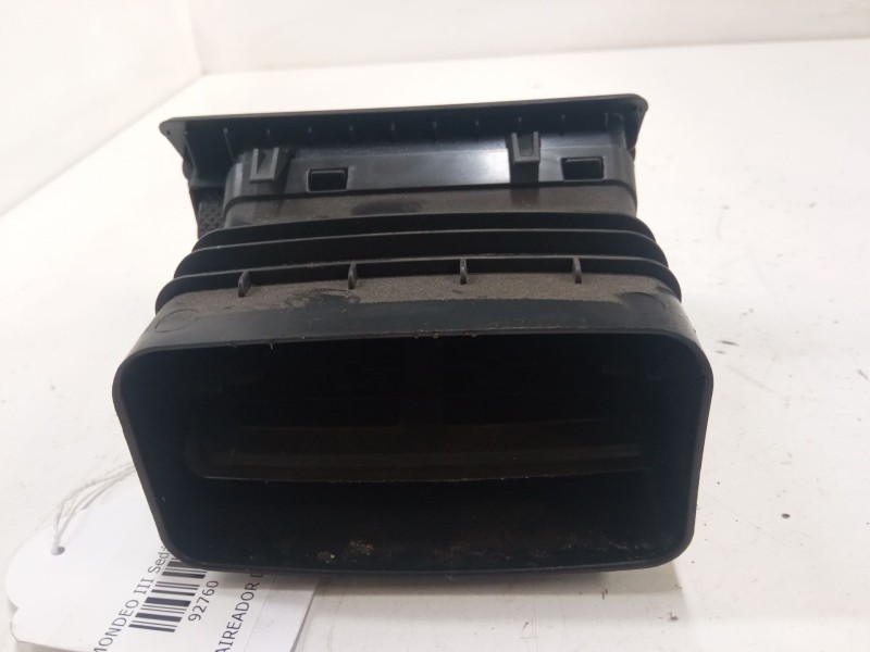 Recambio de aireador derecho para ford mondeo iii sedán (b4y) 2.0 16v tddi / tdci referencia OEM IAM    Recambio de aireador derecho para ford mondeo iii sedán (b4y) 2.0 16v tddi / tdci referencia OEM IAM