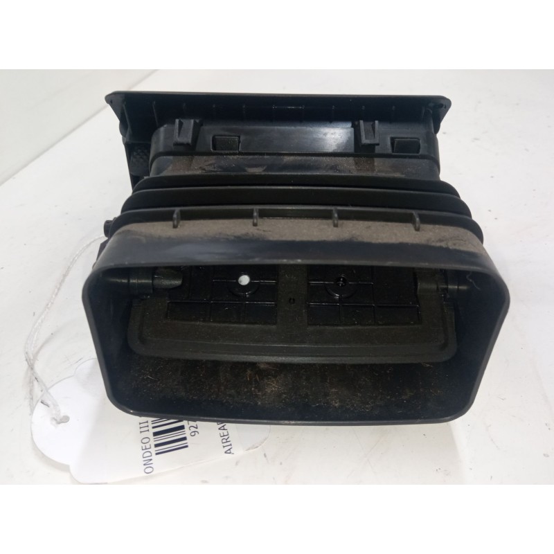 Recambio de aireador izquierdo para ford mondeo iii sedán (b4y) 2.0 16v tddi / tdci referencia OEM IAM    Recambio de aireador izquierdo para ford mondeo iii sedán (b4y) 2.0 16v tddi / tdci referencia OEM IAM
