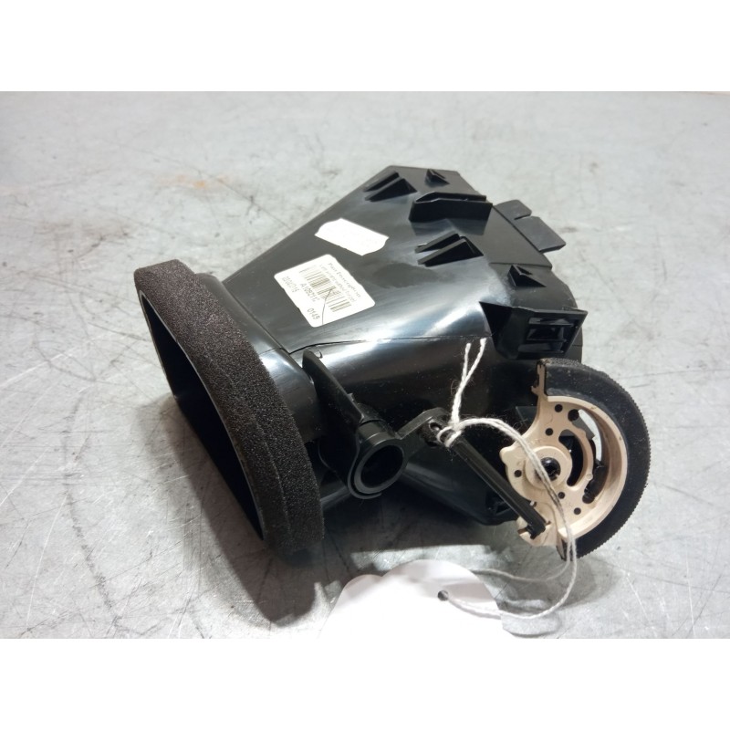 Recambio de aireador izquierdo para citroën c3 ii (sc_) 1.0 vti 68 referencia OEM IAM    Recambio de aireador izquierdo para citroën c3 ii (sc_) 1.0 vti 68 referencia OEM IAM