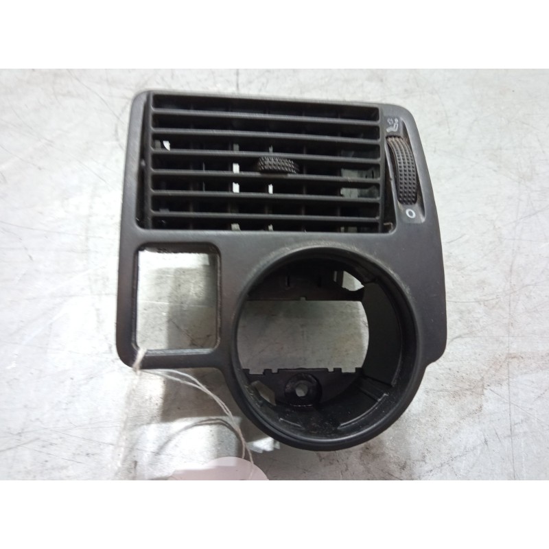 Recambio de aireador izquierdo para volkswagen golf iv (1j1) 1.6 16v referencia OEM IAM    Recambio de aireador izquierdo para volkswagen golf iv (1j1) 1.6 16v referencia OEM IAM