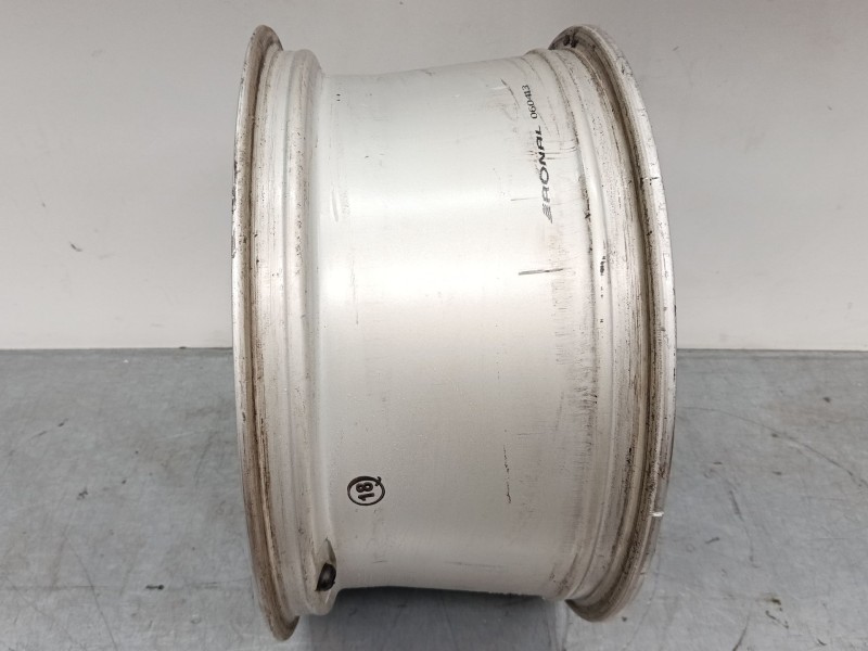 Recambio de llanta aluminio 18´´ para porsche cayman (987) s 3.4 referencia OEM IAM 8J18H2 ET57  