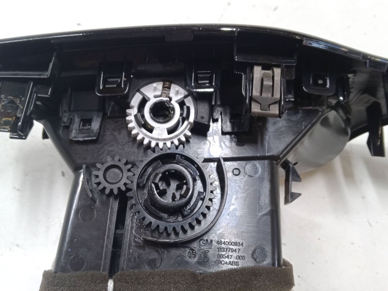 Recambio de aireador izquierdo para opel corsa e (x15) 1.4 (08, 68) referencia OEM IAM 464000934   Recambio de aireador izquierdo para opel corsa e (x15) 1.4 (08, 68) referencia OEM IAM 464000934