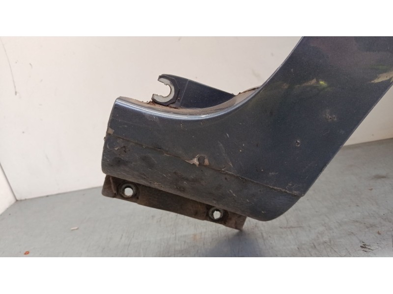 Recambio de aleta delantera derecha para renault clio ii (bb_, cb_) 1.2 16v (bb05, bb0w, bb11, bb27, bb2t, bb2u, bb2v, cb05,...  Recambio de aleta delantera derecha para renault clio ii (bb_, cb_) 1.2 16v (bb05, bb0w, bb11, bb27, bb2t, bb2u, bb2v, cb05,...