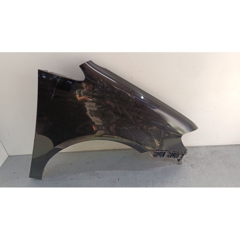 Recambio de aleta delantera derecha para volkswagen touran (1t1, 1t2) 2.0 tdi 16v referencia OEM IAM    Recambio de aleta delantera derecha para volkswagen touran (1t1, 1t2) 2.0 tdi 16v referencia OEM IAM