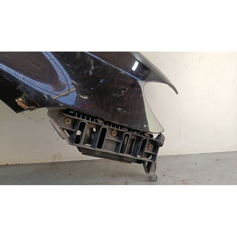 Recambio de aleta delantera derecha para volkswagen touran (1t1, 1t2) 2.0 tdi 16v referencia OEM IAM    Recambio de aleta delantera derecha para volkswagen touran (1t1, 1t2) 2.0 tdi 16v referencia OEM IAM