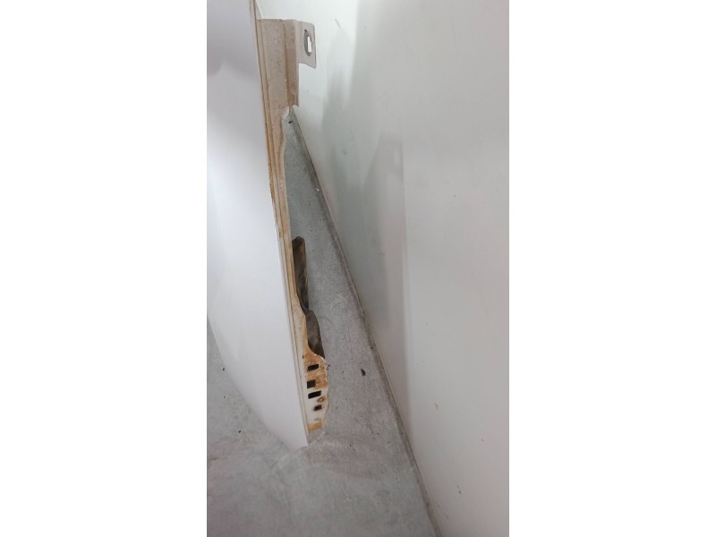 Recambio de aleta delantera derecha para ford focus iii 1.6 tdci referencia OEM IAM    Recambio de aleta delantera derecha para ford focus iii 1.6 tdci referencia OEM IAM