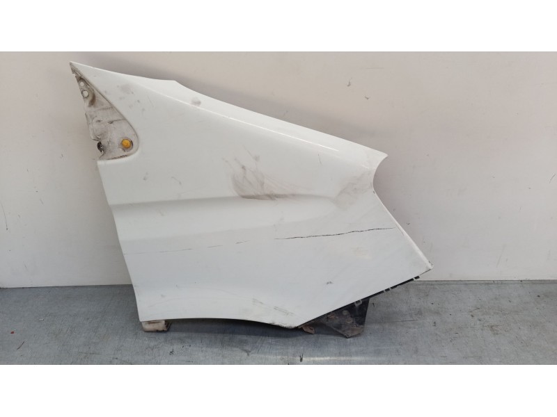 Recambio de aleta delantera derecha para iveco daily v furgoneta 29s13, 29l13, 35c13, 35s13, 40c13, 40s13 referencia OEM IAM    Recambio de aleta delantera derecha para iveco daily v furgoneta 29s13, 29l13, 35c13, 35s13, 40c13, 40s13 referencia OEM IAM