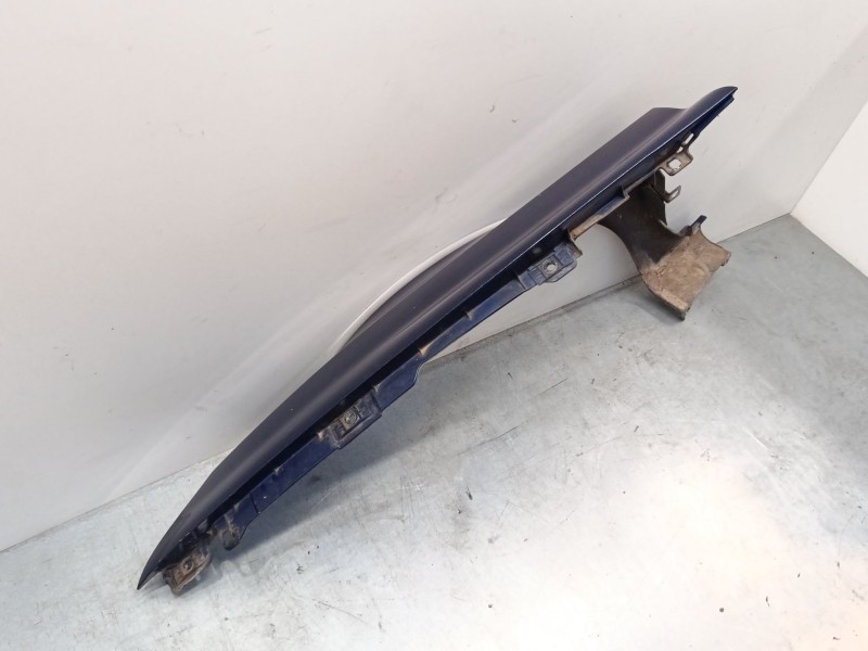 Recambio de aleta delantera derecha para renault laguna ii (bg0/1_) 1.9 dci (bg08, bg0g) referencia OEM IAM    Recambio de aleta delantera derecha para renault laguna ii (bg0/1_) 1.9 dci (bg08, bg0g) referencia OEM IAM