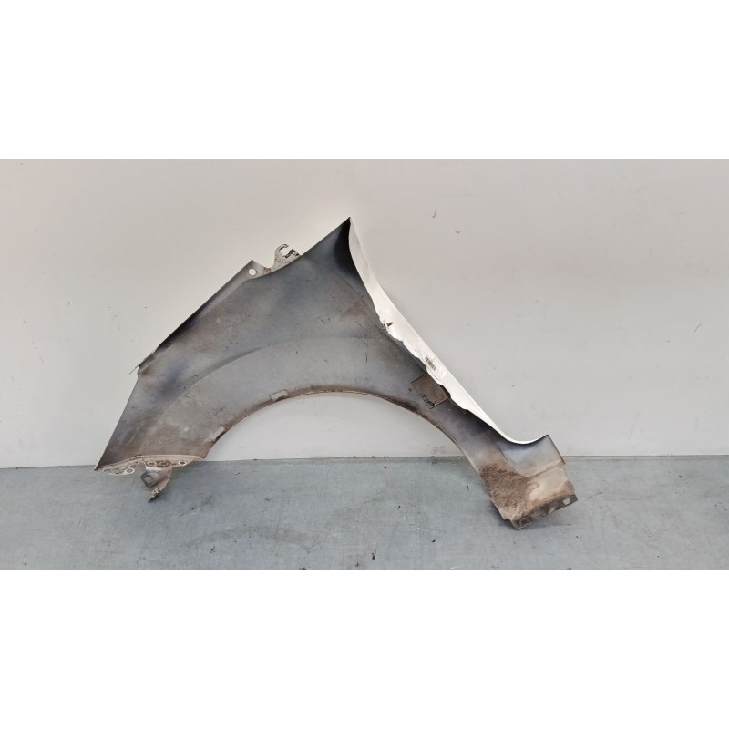 Recambio de aleta delantera derecha para ford fiesta vi (cb1, ccn) 1.6 tdci referencia OEM IAM    Recambio de aleta delantera derecha para ford fiesta vi (cb1, ccn) 1.6 tdci referencia OEM IAM