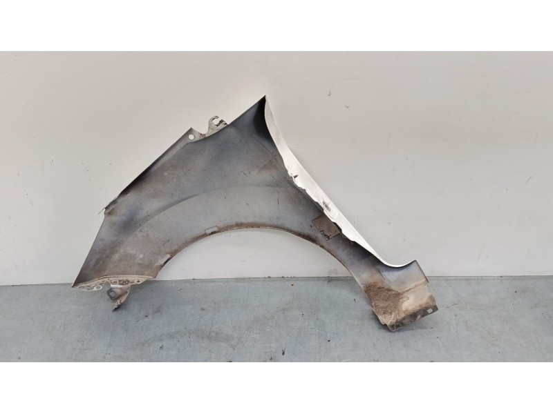 Recambio de aleta delantera derecha para ford fiesta vi (cb1, ccn) 1.6 tdci referencia OEM IAM    Recambio de aleta delantera derecha para ford fiesta vi (cb1, ccn) 1.6 tdci referencia OEM IAM