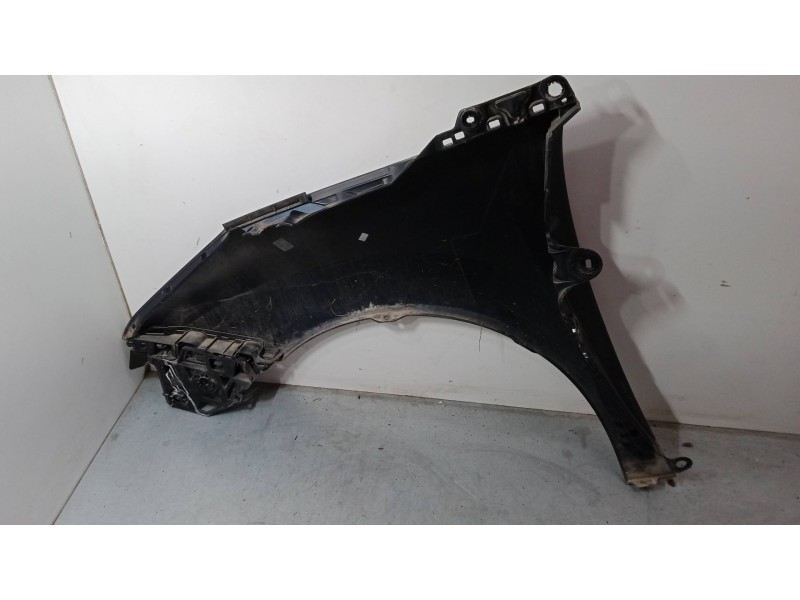 Recambio de aleta delantera derecha para peugeot 3008 i monospace (0u_) 1.6 hdi 115 / bluehdi 115 referencia OEM IAM   