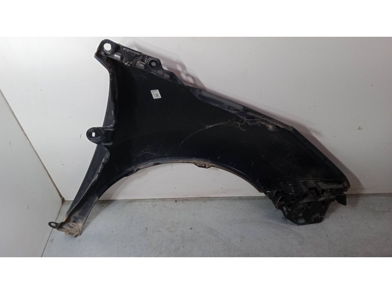 Recambio de aleta delantera izquierda para peugeot 3008 i monospace (0u_) 1.6 hdi 115 / bluehdi 115 referencia OEM IAM   