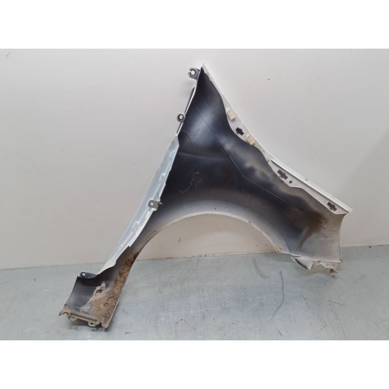 Recambio de aleta delantera izquierda para renault modus / grand modus (f/jp0_) 1.5 dci (fp0f, jp0f) referencia OEM IAM    Recambio de aleta delantera izquierda para renault modus / grand modus (f/jp0_) 1.5 dci (fp0f, jp0f) referencia OEM IAM
