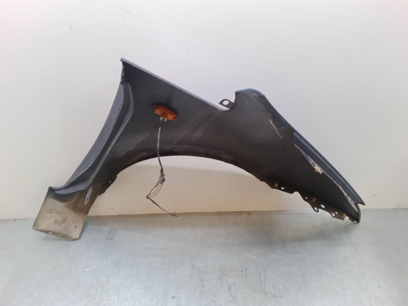 Recambio de aleta delantera izquierda para ford focus c-max (dm2) 1.6 referencia OEM IAM    Recambio de aleta delantera izquierda para ford focus c-max (dm2) 1.6 referencia OEM IAM