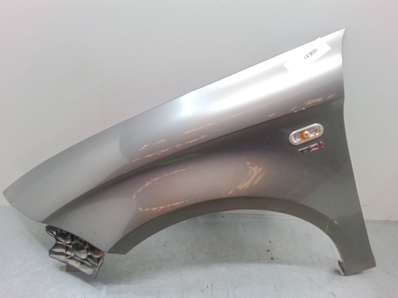 Recambio de aleta delantera izquierda para seat toledo iii (5p2) 2.0 tdi 16v referencia OEM IAM    Recambio de aleta delantera izquierda para seat toledo iii (5p2) 2.0 tdi 16v referencia OEM IAM