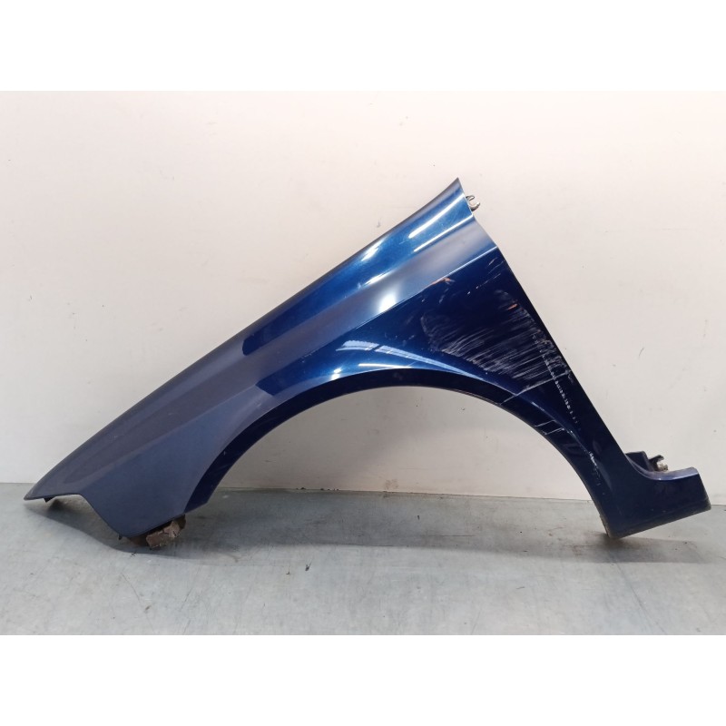 Recambio de aleta delantera izquierda para renault laguna ii (bg0/1_) 1.9 dci (bg08, bg0g) referencia OEM IAM    Recambio de aleta delantera izquierda para renault laguna ii (bg0/1_) 1.9 dci (bg08, bg0g) referencia OEM IAM