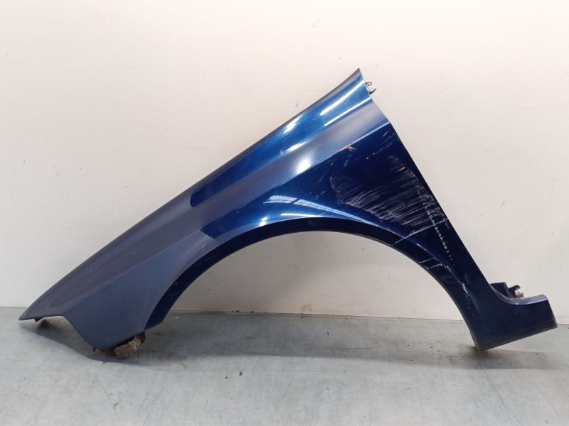 Recambio de aleta delantera izquierda para renault laguna ii (bg0/1_) 1.9 dci (bg08, bg0g) referencia OEM IAM    Recambio de aleta delantera izquierda para renault laguna ii (bg0/1_) 1.9 dci (bg08, bg0g) referencia OEM IAM