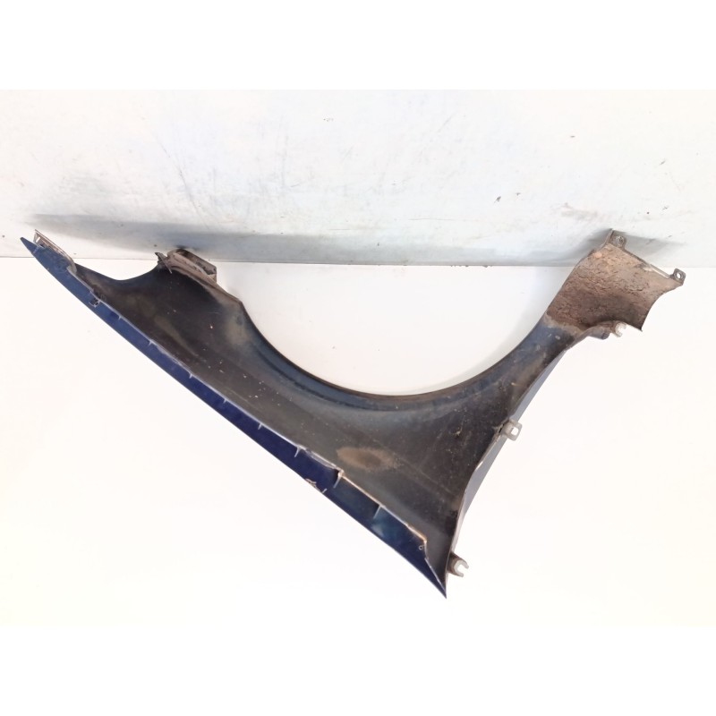 Recambio de aleta delantera izquierda para renault laguna ii (bg0/1_) 1.9 dci (bg08, bg0g) referencia OEM IAM    Recambio de aleta delantera izquierda para renault laguna ii (bg0/1_) 1.9 dci (bg08, bg0g) referencia OEM IAM