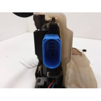 CERRADURA PUERTA DELANTERA IZQUIERDA 