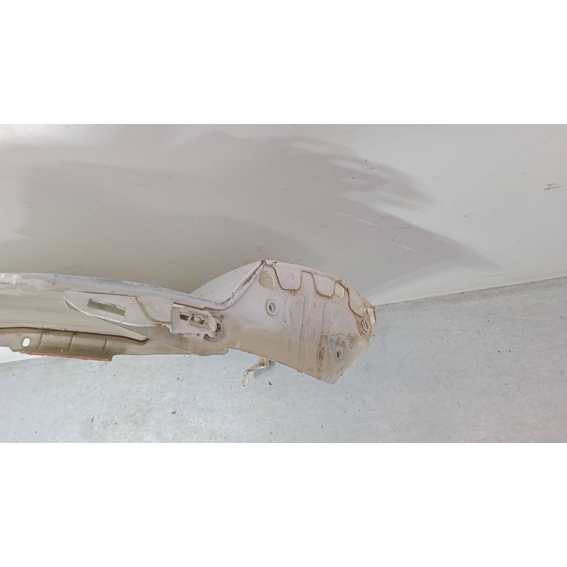 Recambio de aleta delantera izquierda para peugeot boxer caja/chasis 2.2 hdi 120 referencia OEM IAM    Recambio de aleta delantera izquierda para peugeot boxer caja/chasis 2.2 hdi 120 referencia OEM IAM