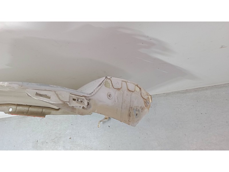 Recambio de aleta delantera izquierda para peugeot boxer caja/chasis 2.2 hdi 120 referencia OEM IAM    Recambio de aleta delantera izquierda para peugeot boxer caja/chasis 2.2 hdi 120 referencia OEM IAM