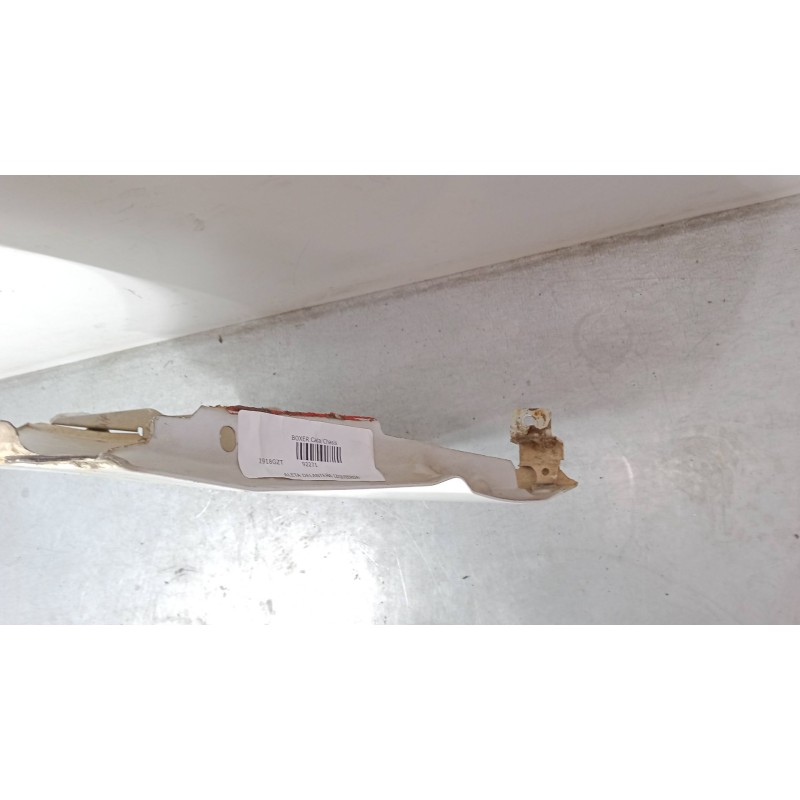 Recambio de aleta delantera izquierda para peugeot boxer caja/chasis 2.2 hdi 120 referencia OEM IAM    Recambio de aleta delantera izquierda para peugeot boxer caja/chasis 2.2 hdi 120 referencia OEM IAM