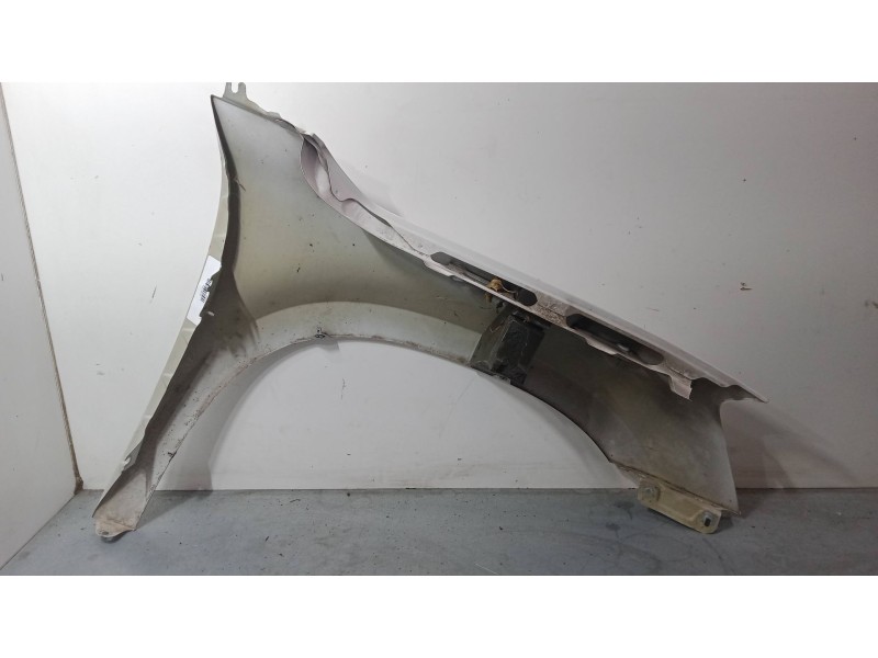 Recambio de aleta delantera izquierda para skoda yeti (5l) 2.0 tdi referencia OEM IAM    Recambio de aleta delantera izquierda para skoda yeti (5l) 2.0 tdi referencia OEM IAM