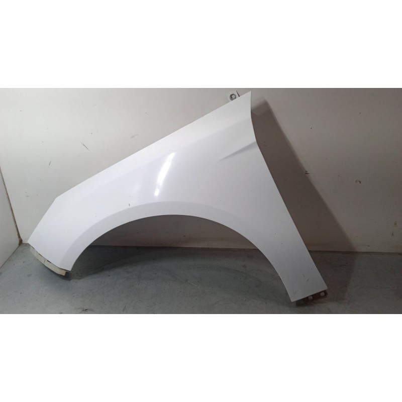 Recambio de aleta delantera izquierda para ford focus iii 1.6 tdci referencia OEM IAM    Recambio de aleta delantera izquierda para ford focus iii 1.6 tdci referencia OEM IAM