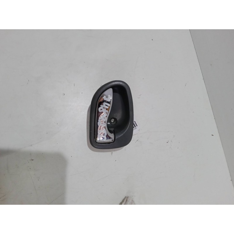 Recambio de maneta interior puerta trasera derecha para hyundai atos (mx) 1.0 i referencia OEM IAM   