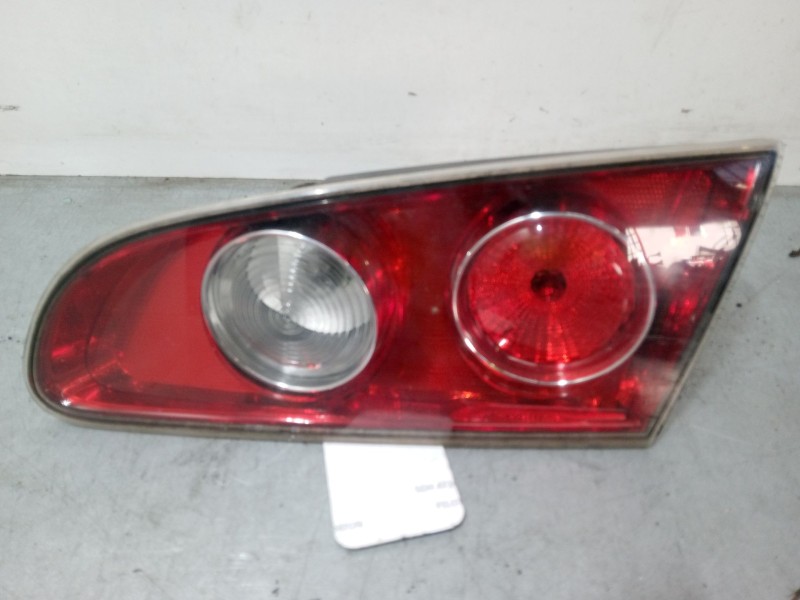 Recambio de piloto trasero derecho en porton para seat ibiza iii (6l1) 1.4 16v referencia OEM IAM    Recambio de piloto trasero derecho en porton para seat ibiza iii (6l1) 1.4 16v referencia OEM IAM