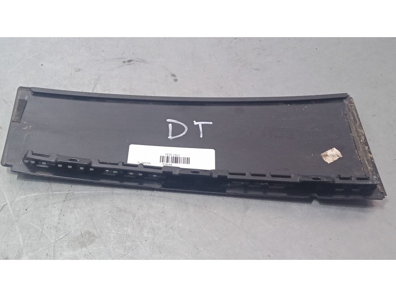 Recambio de embellecedor exterior derecho pilar c para skoda yeti (5l) 2.0 tdi referencia OEM IAM 5L0839904   Recambio de embellecedor exterior derecho pilar c para skoda yeti (5l) 2.0 tdi referencia OEM IAM 5L0839904