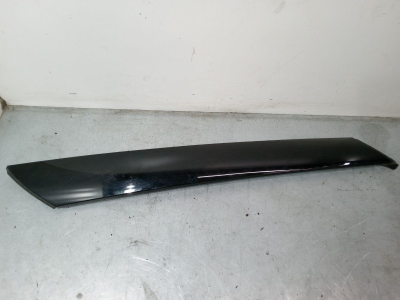 Recambio de moldura exterior izquierda pilar a para skoda yeti (5l) 2.0 tdi referencia OEM IAM    Recambio de moldura exterior izquierda pilar a para skoda yeti (5l) 2.0 tdi referencia OEM IAM