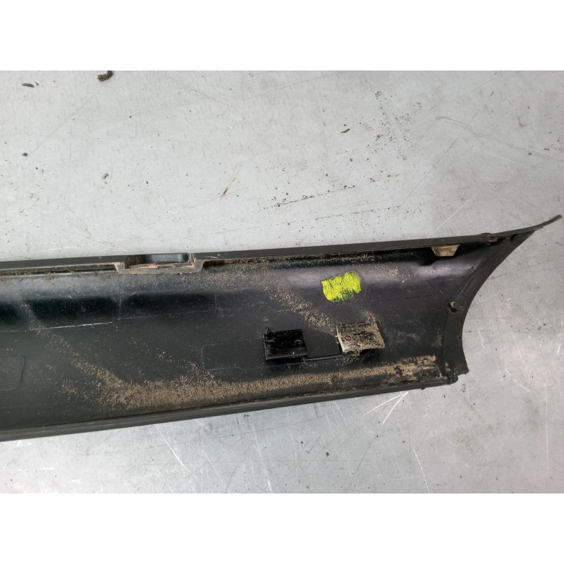 Recambio de moldura exterior izquierda pilar a para skoda yeti (5l) 2.0 tdi referencia OEM IAM    Recambio de moldura exterior izquierda pilar a para skoda yeti (5l) 2.0 tdi referencia OEM IAM