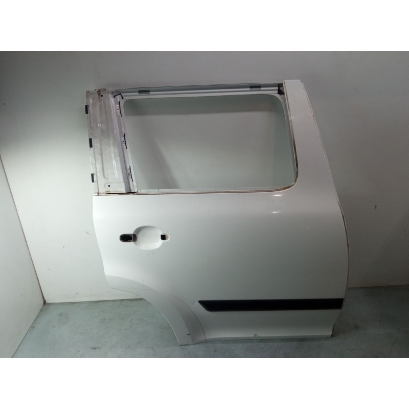 Recambio de puerta trasera derecha para skoda yeti (5l) 2.0 tdi referencia OEM IAM    Recambio de puerta trasera derecha para skoda yeti (5l) 2.0 tdi referencia OEM IAM