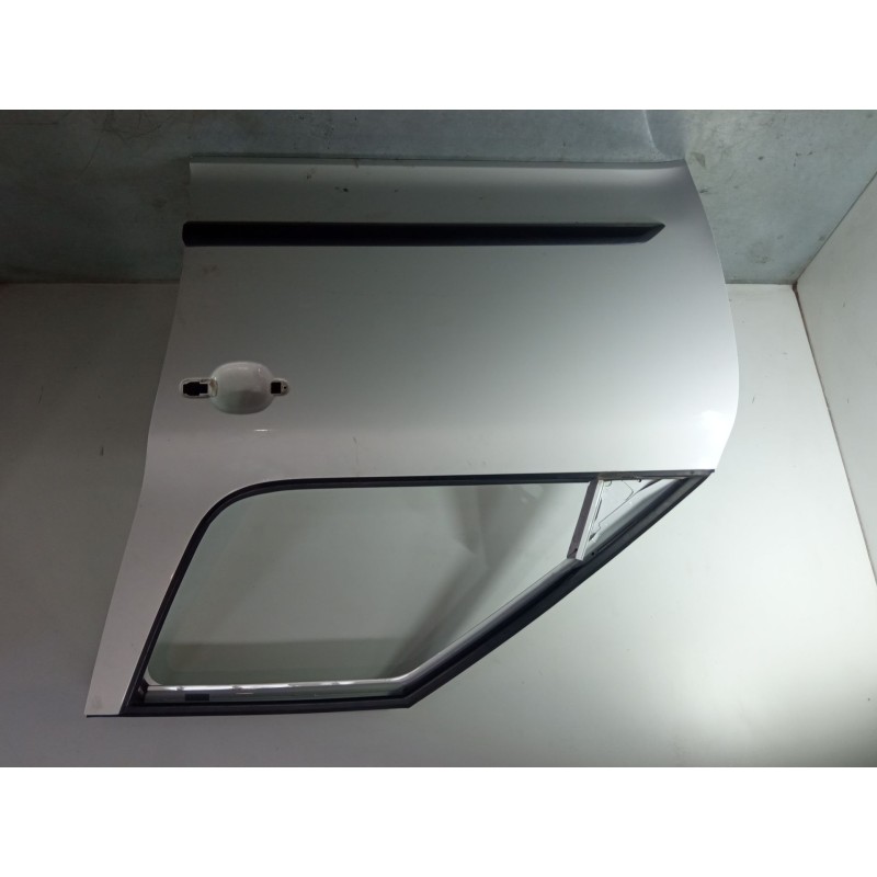 Recambio de puerta delantera izquierda para skoda yeti (5l) 2.0 tdi referencia OEM IAM    Recambio de puerta delantera izquierda para skoda yeti (5l) 2.0 tdi referencia OEM IAM