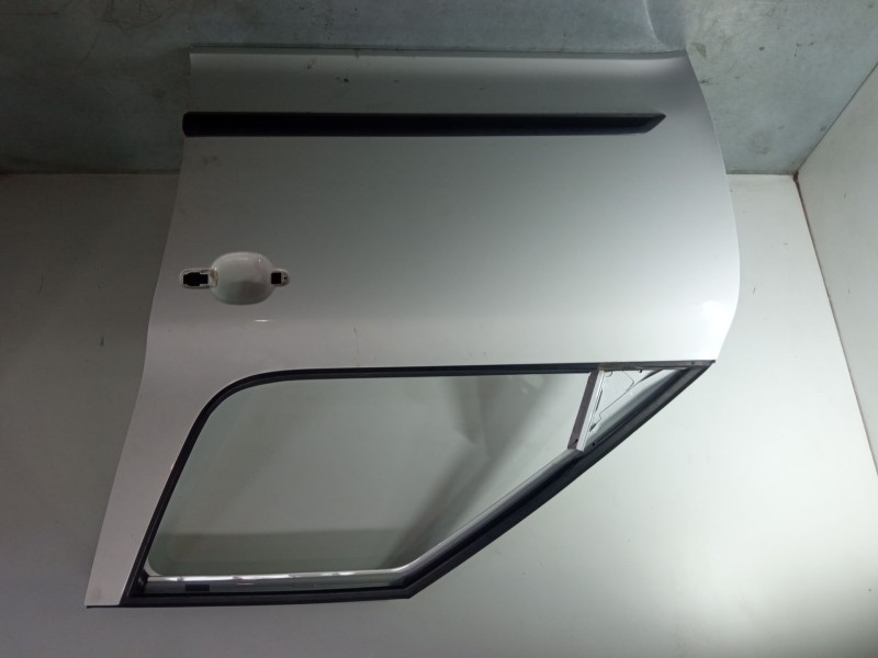 Recambio de puerta delantera izquierda para skoda yeti (5l) 2.0 tdi referencia OEM IAM    Recambio de puerta delantera izquierda para skoda yeti (5l) 2.0 tdi referencia OEM IAM