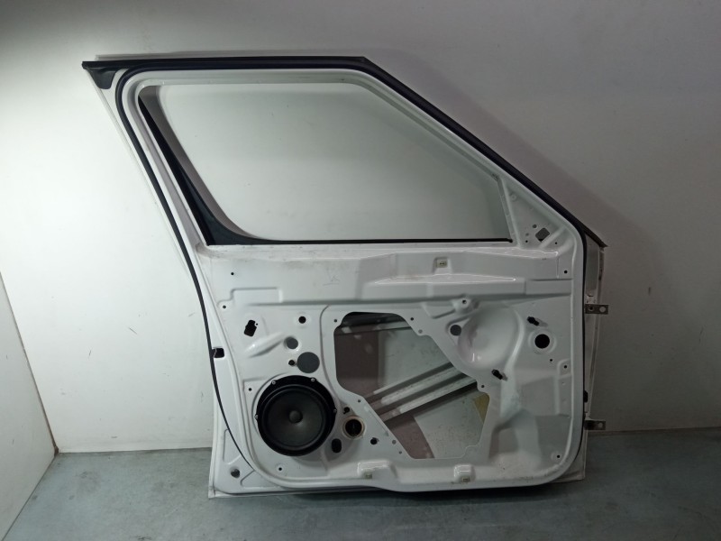 Recambio de puerta delantera izquierda para skoda yeti (5l) 2.0 tdi referencia OEM IAM    Recambio de puerta delantera izquierda para skoda yeti (5l) 2.0 tdi referencia OEM IAM